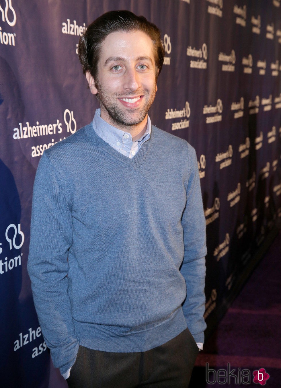 Simon Helberg en una fiesta solidaria de 'The Big Bang Theory'