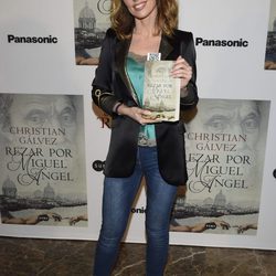 Emma García en la presentación del libro 'Reza por Miguel Ángel'