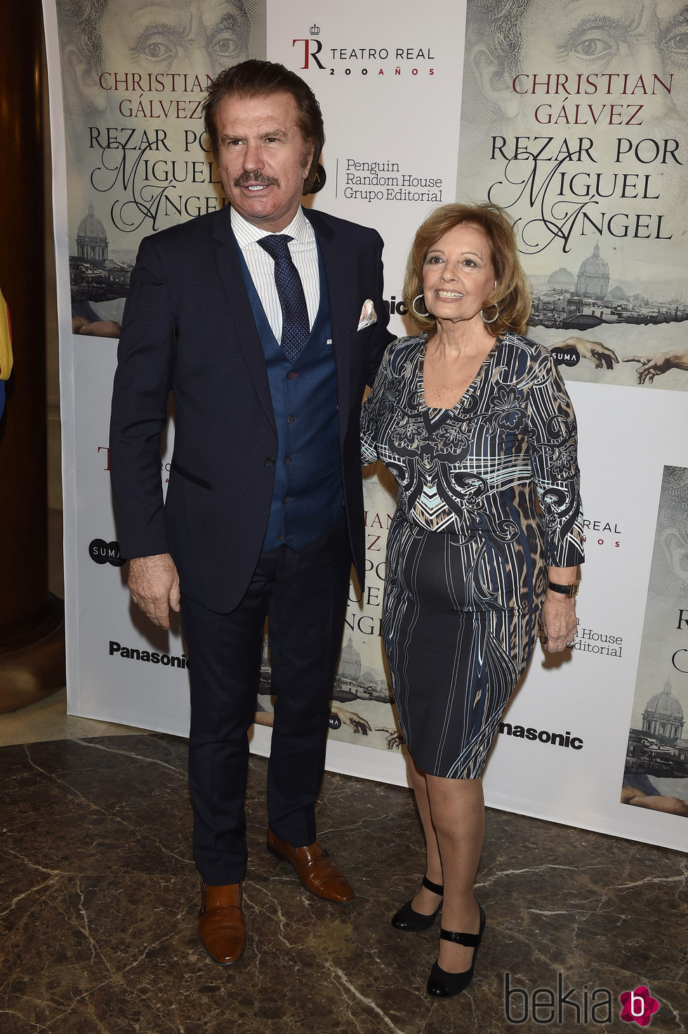 Bigote Arrocet y María Teresa Campos en la presentación del libro 'Reza por Miguel Ángel'