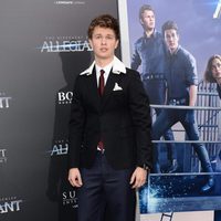 Ansel Elgort en el estreno 'La serie Divergente: Leal'