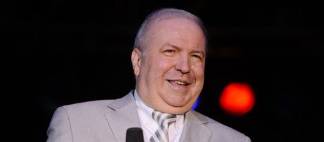 Frank Sinatra Jr. durante una actuación en el casino de Cooconut Creek