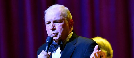 Frank Sinatra Jr. en un concierto en Miami