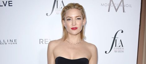 Kate Hudson en los Fashion Awards 2016 en Los Ángeles