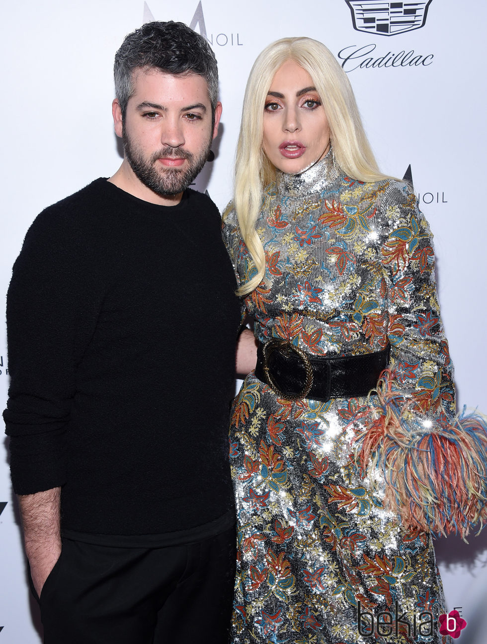 Lady Gaga y Brandon Marxwell en los Fashion Awards 2016 en Los Ángeles