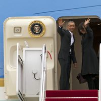 Barack Obama y Michelle Obama se despiden tras su viaje a Cuba