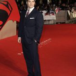 Henry Cavill en el estreno de la película 'Batman v Superman: El amanecer de la justicia' en Londres