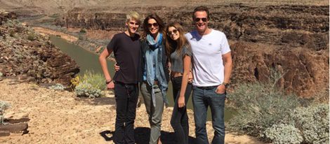 Cindy Crawford junto a su familia en el Gran Cañón