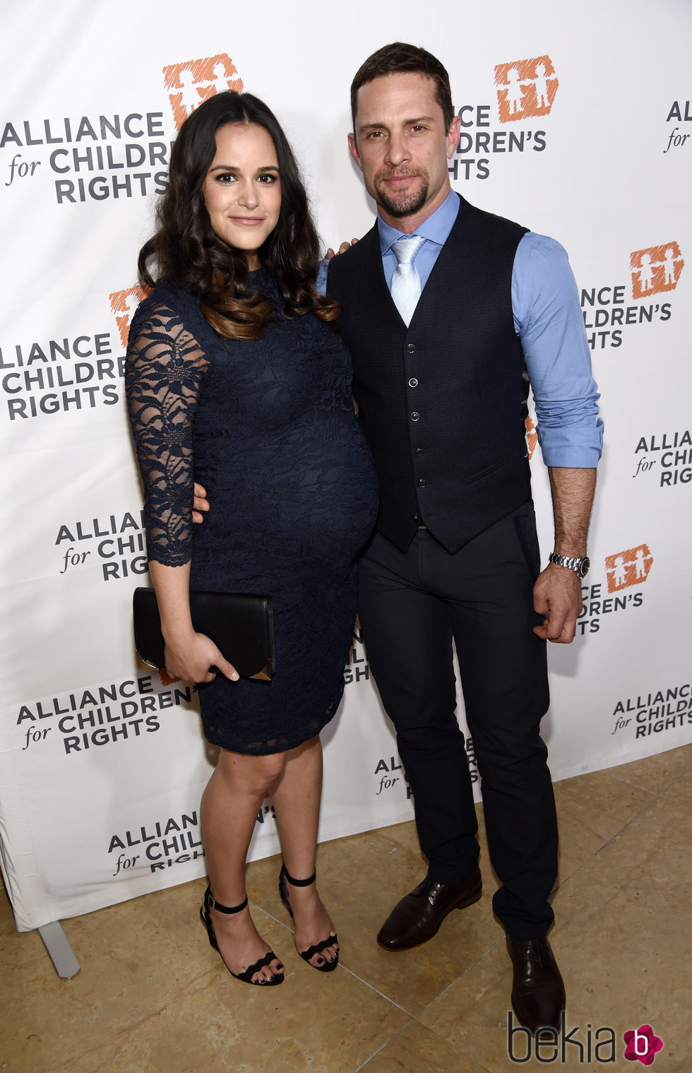 Melissa Fumero junto a David Fumero en una gala benefica