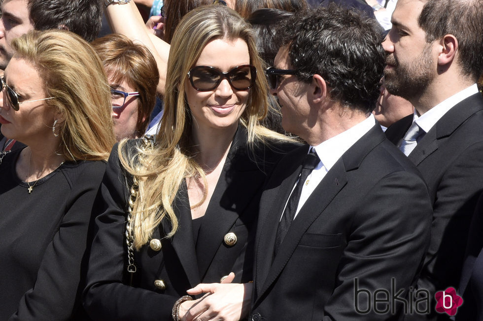 Antonio Banderas y Nicole Kimpel, muy cómplices en la procesión del Cristo de la Buena Muerte