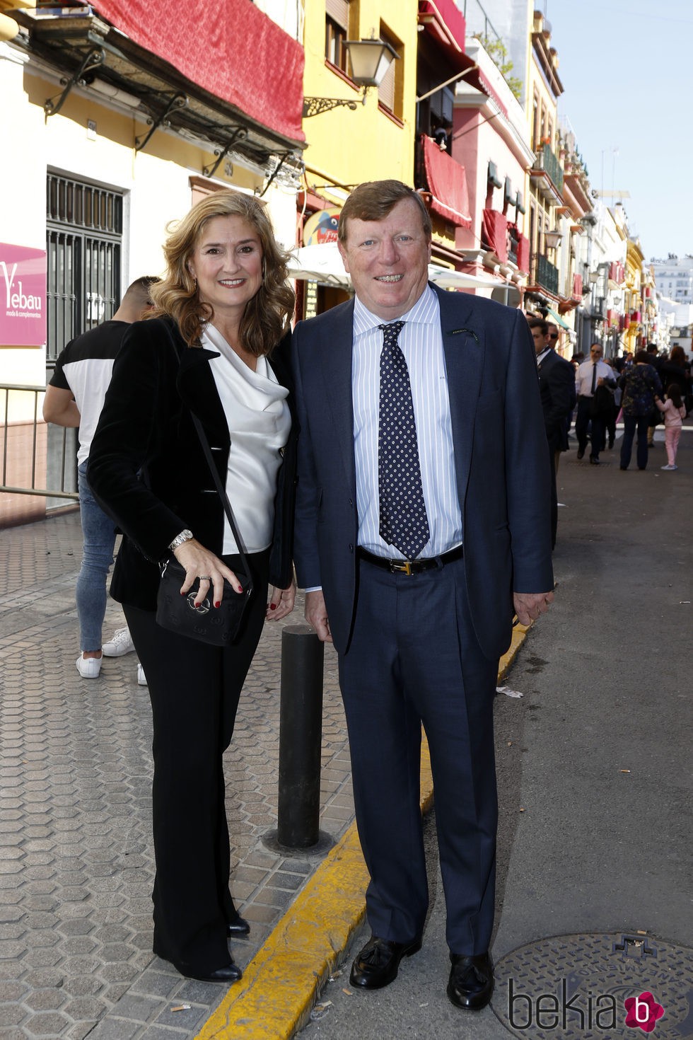 César Cadaval y su mujer Patricia Rodríguez en la Semana Santa de Sevilla