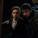 Aura Garrido y Hugo Silva en el capítulo 15 de 'El ministerio del tiempo'