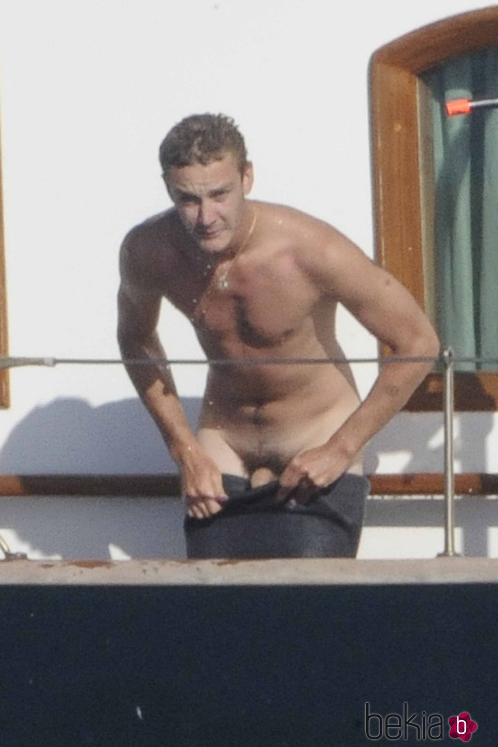 Pierre Casiraghi desnudo