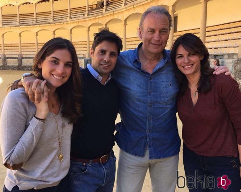 Fran Rivera y Lourdes Montes con Bertín Osborne y Fabiola Martínez para el programa 'Mi casa es la tuya'