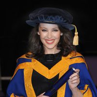 Kylie Minogue investida Doctora Honoris Causa