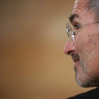 Steve Jobs viaja a Alemania para presentar el nuevo iPhone