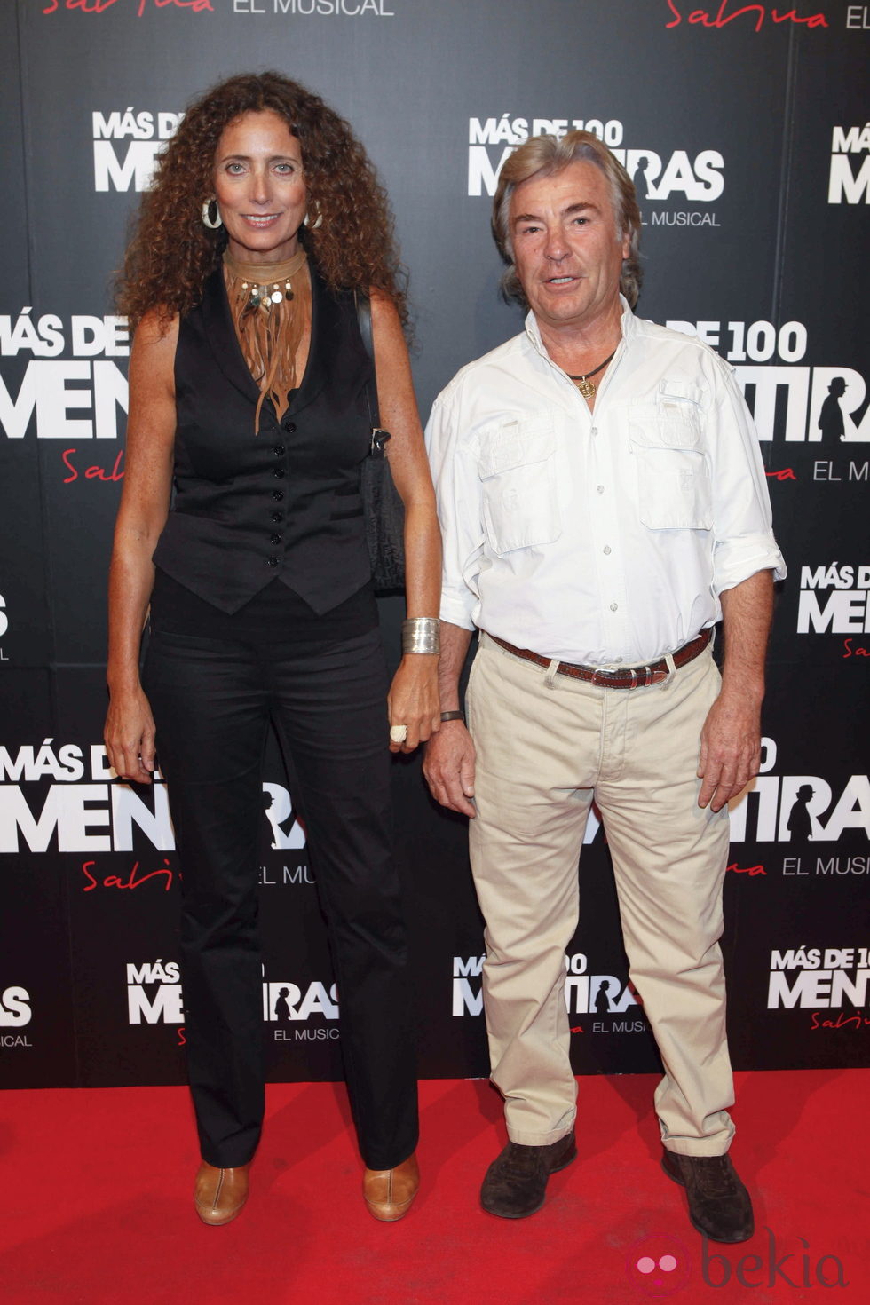 Ángel Nieto y Belinda en el estreno del musical 'Más de 100 mentiras'