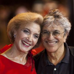 Marisa Paredes y Caetano Veloso en la presentación de 'La piel que habito' en Río de Janeiro