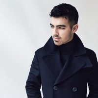 Joe Jonas inicia su carrera en solitario