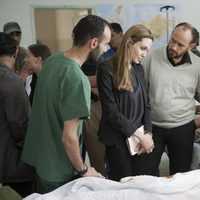 Angelina Jolie viaja en misión solidaria a Libia