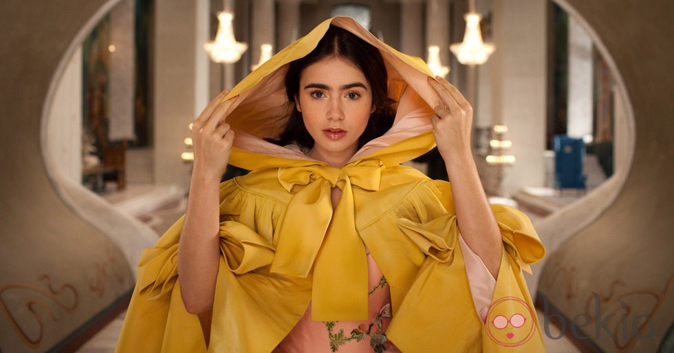 Lily Collins es Blancanieves en la nueva versión del cuento