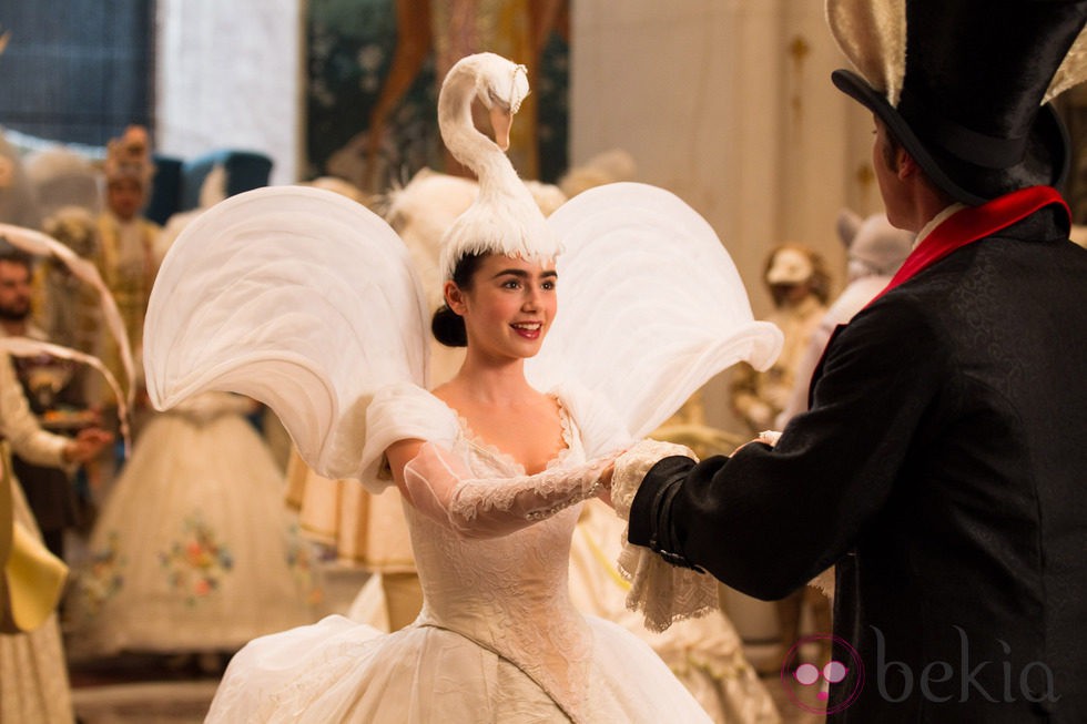 Lily Collins protagoniza la nueva versión del cuento de Blancanieves