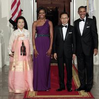 Barack y Michelle Obama junto al presidente de Corea del Sur y su mujer en una cena de gala