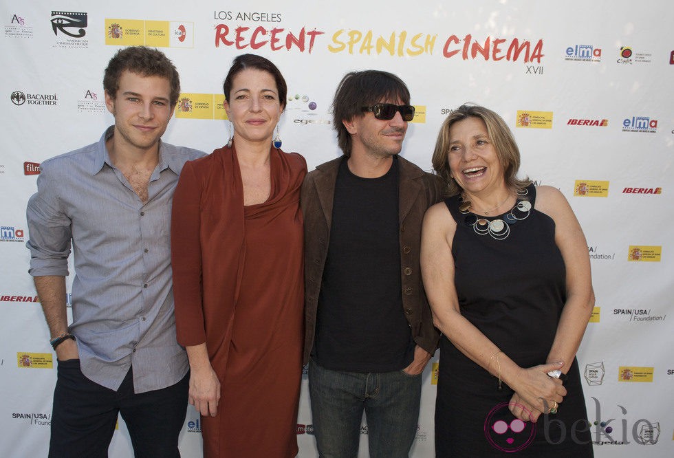 Álvaro Cervantes, Nora Navas, Achero Mañas e Isona Passola en la apertura de la Muestra de Cine español de Los Ángeles