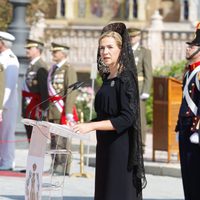 La Infanta Cristina en la entrega de la Enseña Nacional al Regimiento de Guerra Electrónica