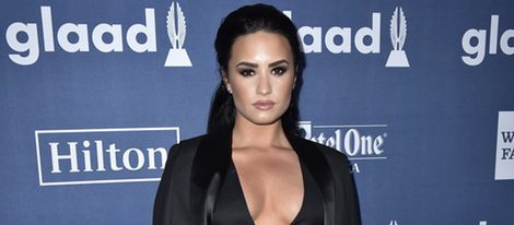 Demi Lovato en el photocall de los Premios GLAAD Media 2016