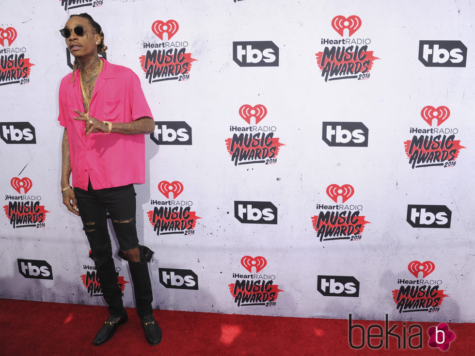 Wiz Khalifa U2 en los Premios iHeartRadio Music 2016