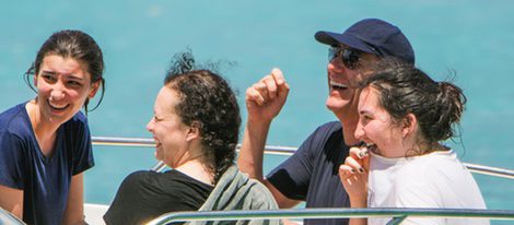 Clive Owen junto a su familia en Barbados