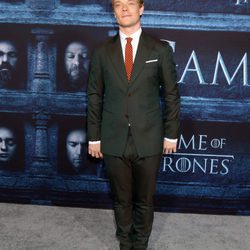 Alfie Allen en la premiere de la sexta temporada de 'Juego de Tronos'