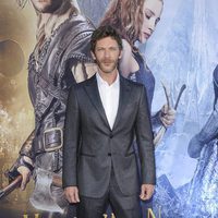 Colin Morgan en el estreno de 'Las crónicas de Blancanieves: El cazador y la reina del hielo' en Los Angeles