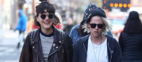 Kriten Stewart y su novia Soko paseando por las calles de Nueva York