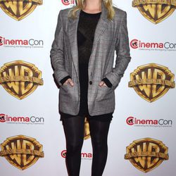 Margot Robbie en la fiesta Warner en la CinemaCon 2016 en Las Vegas