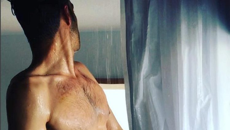 Jon Kortajarena desnudo en la ducha