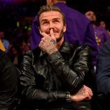 David Beckham y  Brooklyn acude al último partido de Kobe Bryant en los Lakers