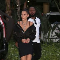 Bella Hadid acude al último partido de Kobe Bryant en los Lakers