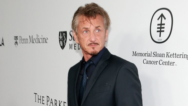 Sean Penn en la gala benéfica de la Fundación Parker en Los Ángeles