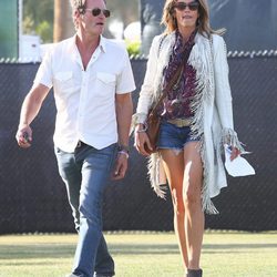 Cindy Crawford y Rande Gerber en el festival de Coachella 2016