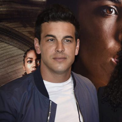 Mario Casas y Berta Vázquez, la pareja de 'Palmeras en la Nieve'