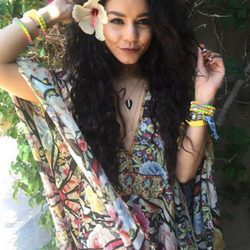 Vanessa Hudgens en el festival de Coachella 2016