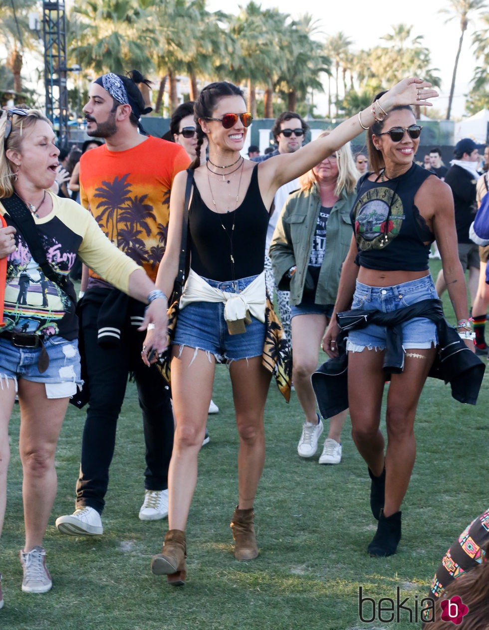 Alessandra Ambrosio en el festival de Coachella 2016