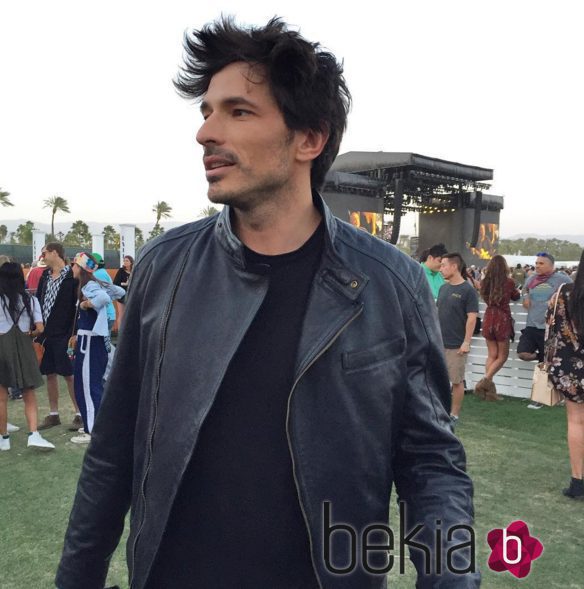 Andrés Velencoso en el festival de Coachella 2016