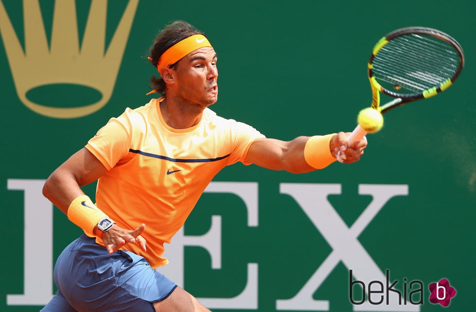 Rafa Nadal jugando la final del Masters 1000 Montecarlo 2016