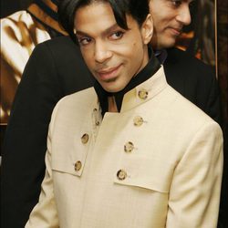 Prince en la presentación del videoclip 'Te amo corazón'