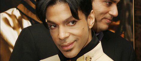 Prince en la presentación del videoclip 'Te amo corazón'