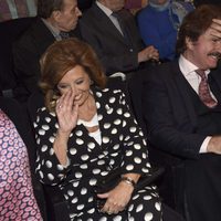 María Teresa Campos y Bigote Arrocet en la presentación del sello de Rocío Jurado