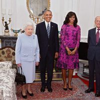 La Reina Isabel y el Duque de Edimburgo con los Obama en un almuerzo en el Castillo de Windsor