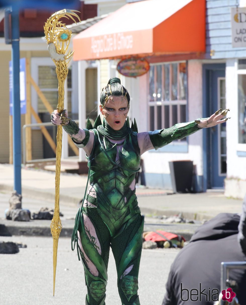 Elizabeth Banks en el rodaje de la película 'Power Rangers'